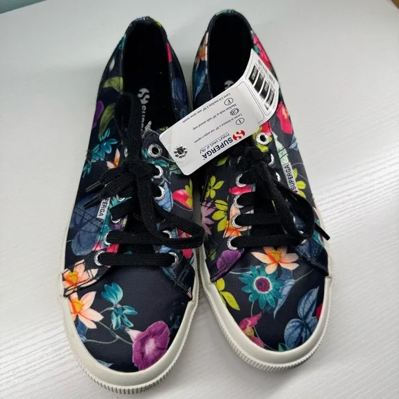 NWOB Superga Floral Print Sneakers- EU size 39 1/2 - Picture 3 of 9
